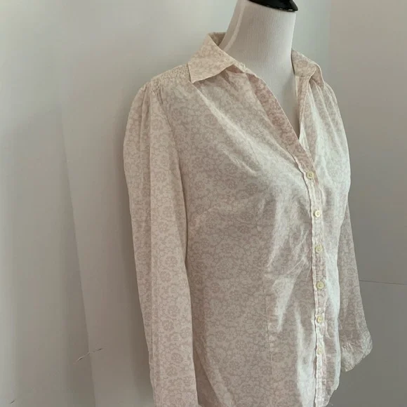 LOFT floral button down medium - Picture 7 of 7